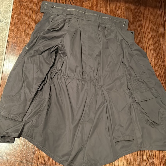 Light coat - Picture 2 of 2